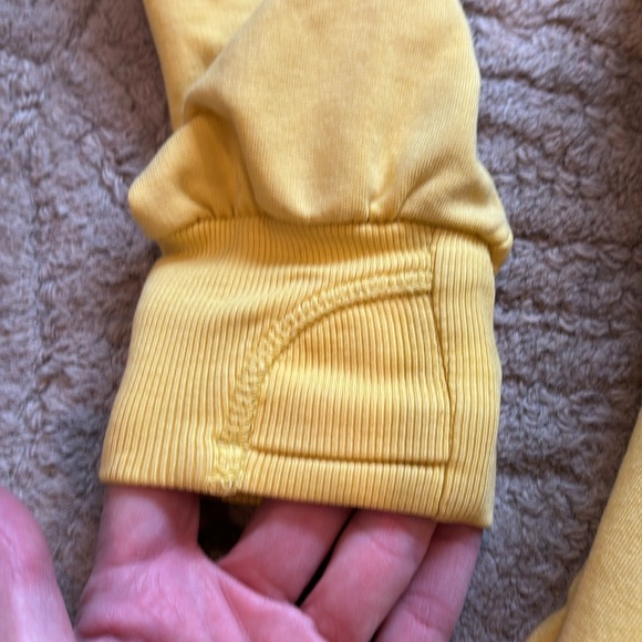 ATHLETA GIRL 14 Yellow x Simone Biles "Because I Can" Hoodie Kangaroo Pouch - Picture 6 of 10